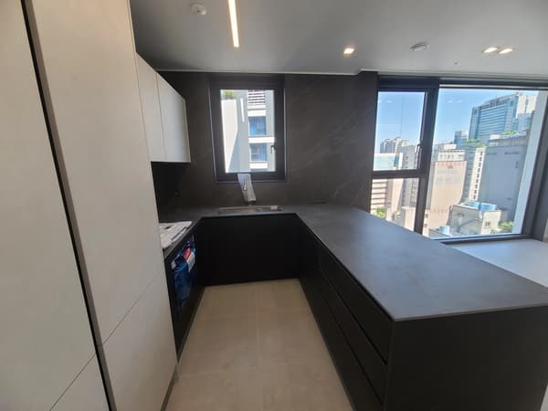 Brand New, 5-Minute to Nambu Terminal Stn, 2BR, 1BA, GYM, POOL фото 5
