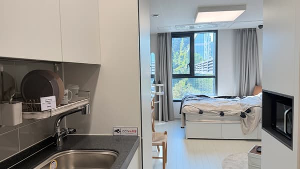 1BR, 1BA, ARC, Rent Free for a year contract. Nice Community. Foto 3