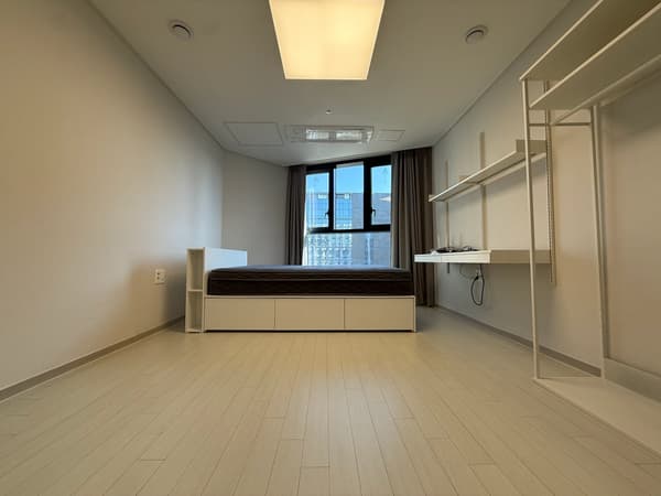 1BR, 1BA, ARC, Rent Free for 6mo. or 12mo. Contract, Superior. Foto 2