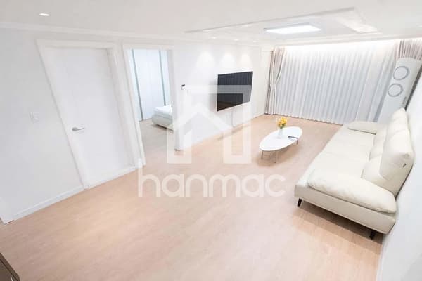 3BR, 2BA, 5min to stn, Fully Furnished, Card Available. Foto 3