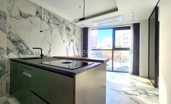 Urgent Sale, 1.5 Room, Heat Pump, Quick Move-in Available, VR Tour. photo 5