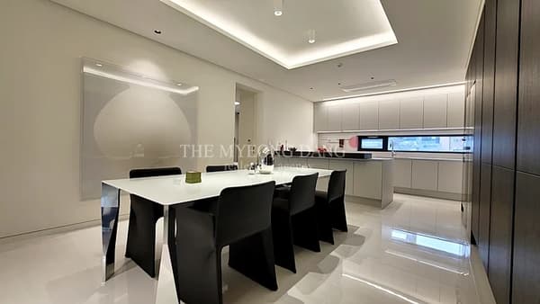 Villad Geurium W – A Premier Luxury Home in the Celebrity Village Where Singers and Actors Reside photo 3