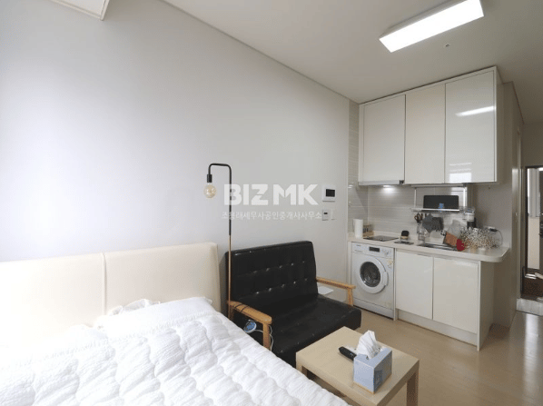 Move-in Ready Urban Studio in Central Gangnam | All-Inclusive Living & Expat Pap 사진 4