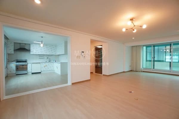 Near Grand Hyatt, A Spacious Villa with Great View 사진 3