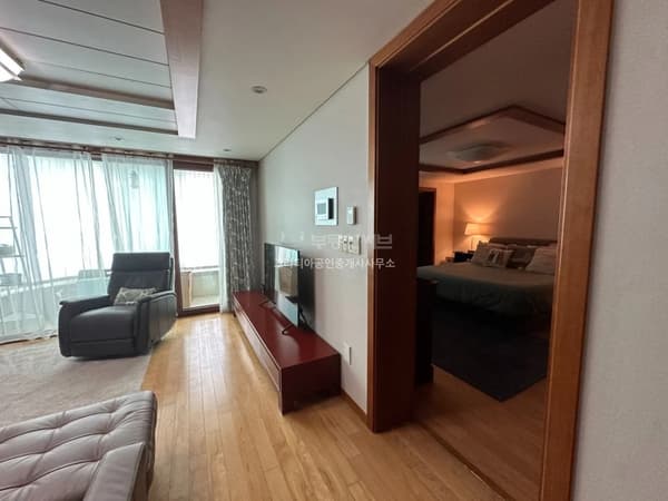 A Quiet, Cozy Home in the Historic Jongno Area Foto 4