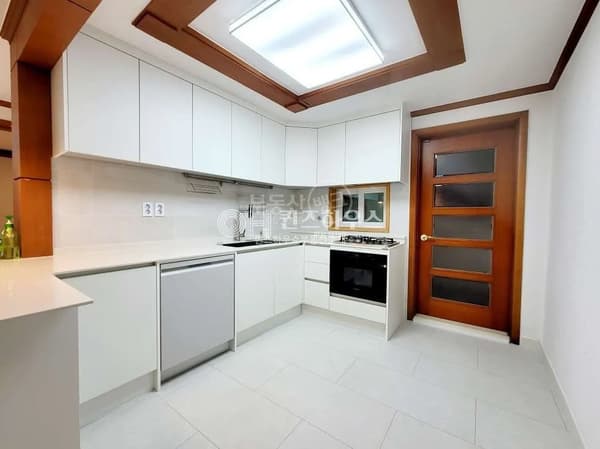 A Cozy, Clean Home in Itaewon 写真 3
