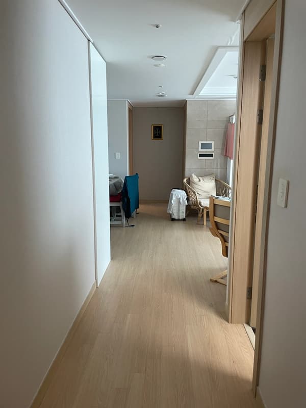 A Cozy 3-bedroom Apartment in a Big Apt Complex photo 4
