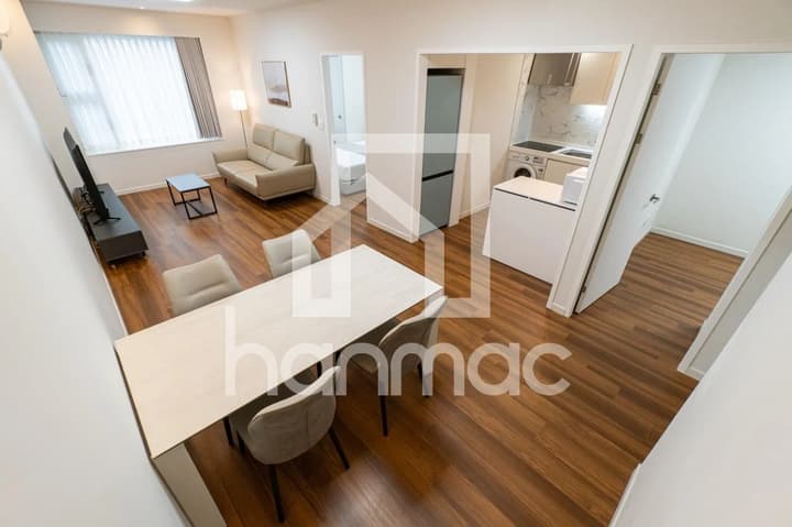 Small deposit and all furnished house in Seoul