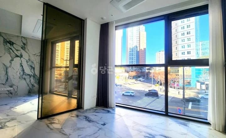 Urgent Sale, 1.5 Room, Heat Pump, Quick Move-in Available, VR Tour.