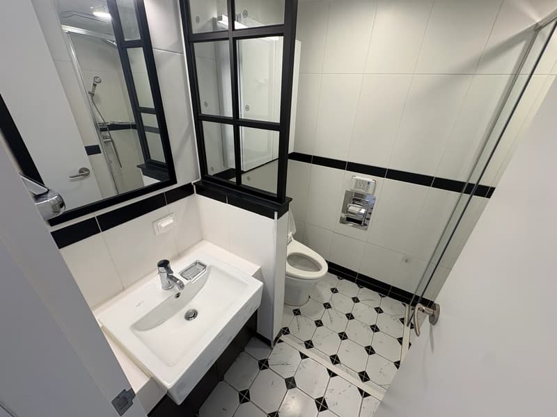 Small deposit and all furnished house in Seoul photo 3