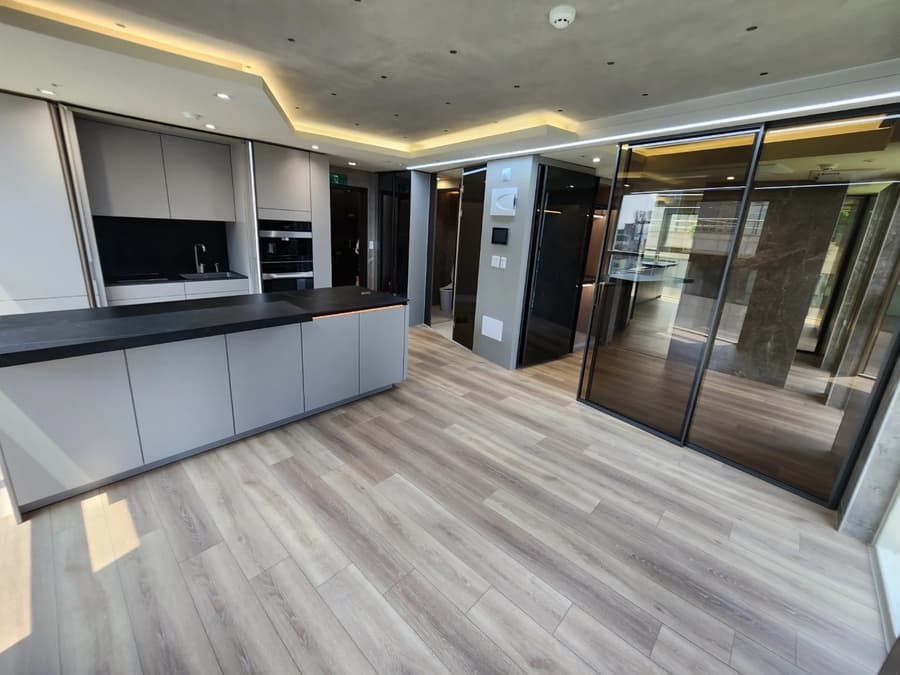 5 Minutes Walk from Yeoksam Station, Separate Type One-Room. Newly Built. 1