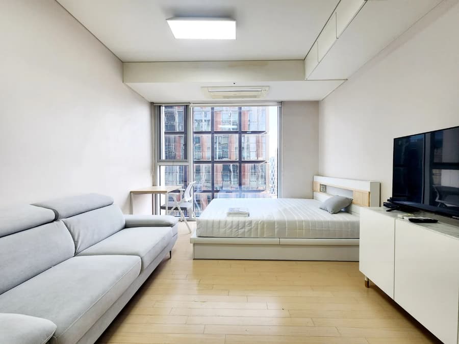Low Deposit, Fully Furnished, 1 Minute Walk to Gangnam Station, ARC Available 1