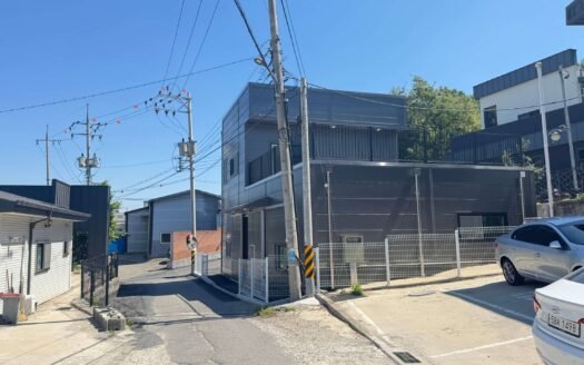 Duplex And Brand New Warehouse in Osan.