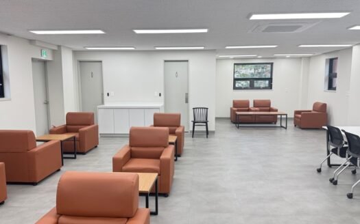 Newly Remodeled Bldg, 3-Story, Very Clean, Available Immediately.
