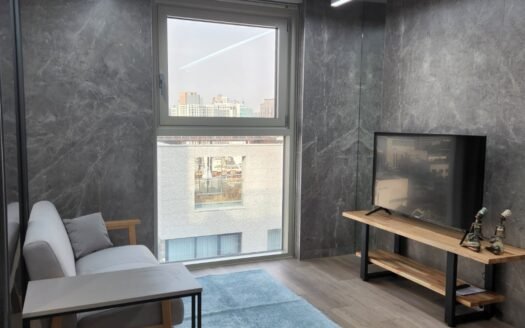 Modern & Stylish | Fully-Furnished | 🚇 5-Min Walk to Yeoksam station.