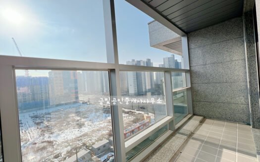 Fully-furnished, Great view