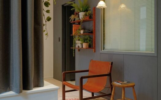 Fully Furnished In Yongsan, No Deposit. Including All Cost.