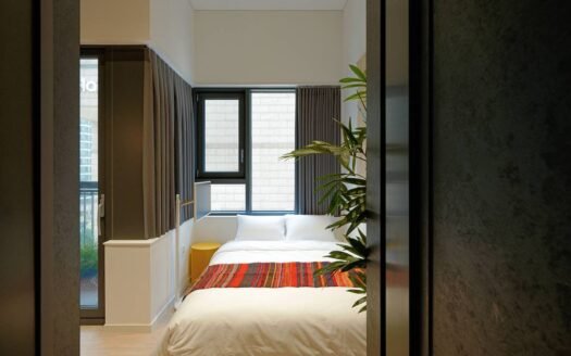 Fully Furnished In Yongsan, No Deposit. Including All Cost.