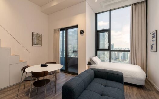 Loft Style, Three Friends can each sleep separately. Fully Furnished.