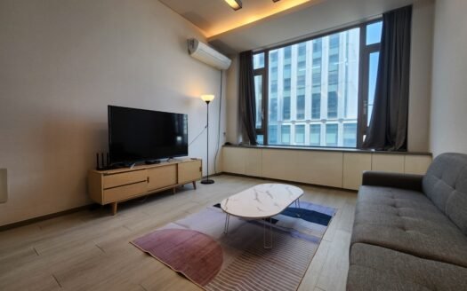 Loft, Fully Furnished, Low Deposit, Near Gangnam Station.