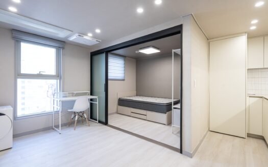 1.5BD, Fully Furnished, Near Ewha, Yonsei, Sinchon, NO Terrace.