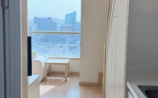 A Loft, Near Shinnonhyun Station, Low Deposit.