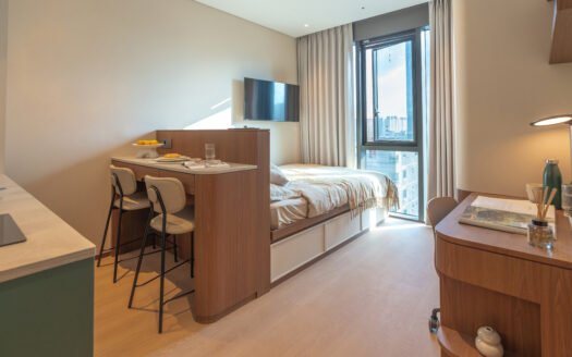 Fully-Furnished & Serviced Apartment : Weave Suites – Sunyu Parkside, Premium Suite Double