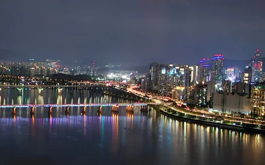 Incredible River View, 3BR, 2BA.